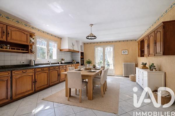 Maison à vendre 5 pièces 210 m² Montgey