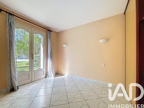 Maison à vendre 5 pièces 210 m² Montgey