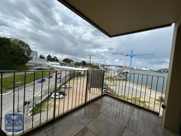 Appartement à louer 3 pièces 62.6m² Lorient (56100)