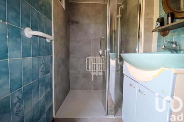 House for sale 5 rooms 90 m² Ussel