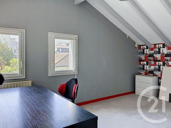 Maison à vendre  7 pièces - 180,25 m 2   MERIGNAC  - 33