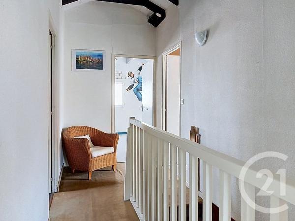 Maison à vendre  7 pièces - 180,25 m 2   MERIGNAC  - 33