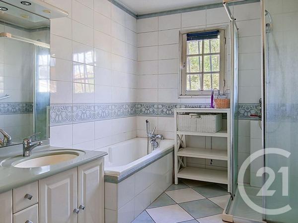 Maison à vendre  7 pièces - 180,25 m 2   MERIGNAC  - 33