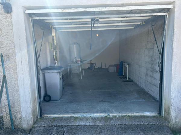 Villa plain pied 82m² sur terrain piscinable de 428m² avec garage