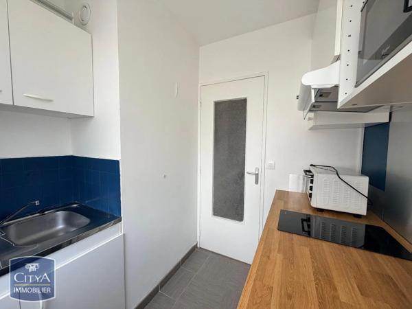 Appartement à louer 1 pièce 26.12m² Tours (37000)