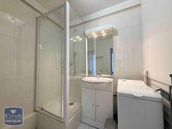 Appartement à louer 1 pièce 26.12m² Tours (37000)