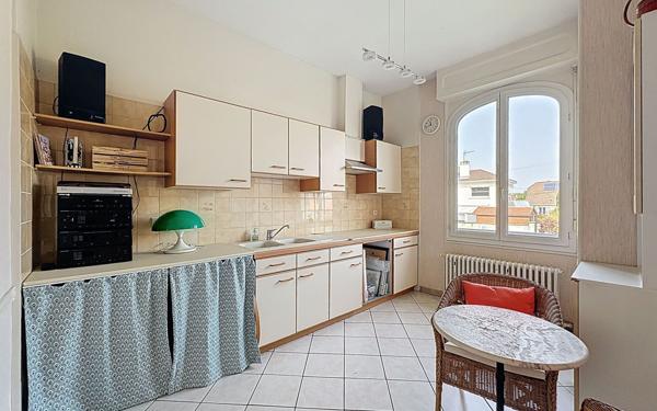 Maison à vendre    6 pièces • 130 m2 Lons