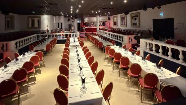 Normandie : un cabaret unique à découvrir