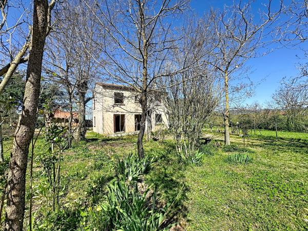 Camarès (12360) Maison T5 avec 4190m2 terrain – Hameau calme à 3 min de Camarès