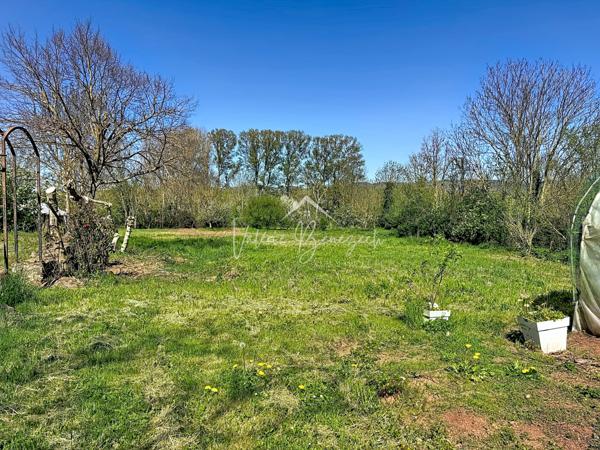 Camarès (12360) Maison T5 avec 4190m2 terrain – Hameau calme à 3 min de Camarès
