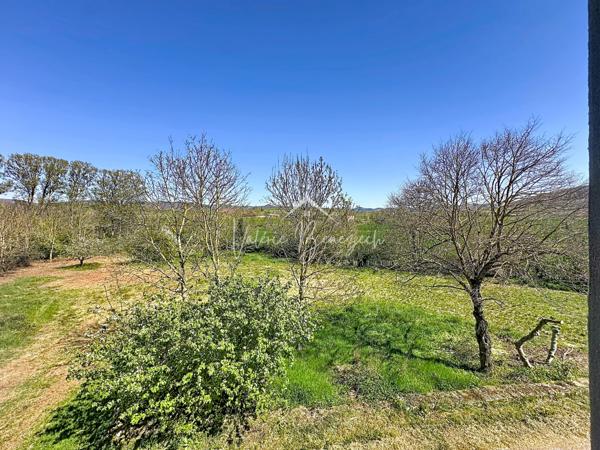 Camarès (12360) Maison T5 avec 4190m2 terrain – Hameau calme à 3 min de Camarès