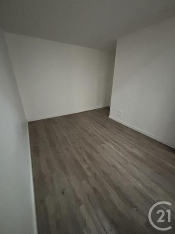 Immeuble à vendre  170 m2 MONTLUCON - 03