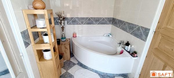 Maison, Studio / Local, Dépendance & Atelier