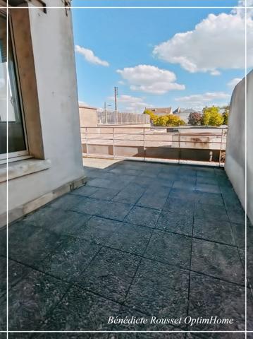 Charmant appartement de 45 m² avec une grande terrasse à Creil