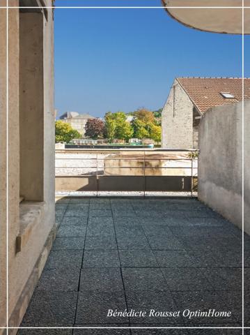 Charmant appartement de 45 m² avec une grande terrasse à Creil
