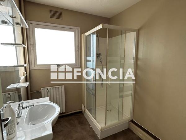 Location Appartement 3 pièces 68 m² - AVE DU PORT DE PLAISANCE Toulon 83000