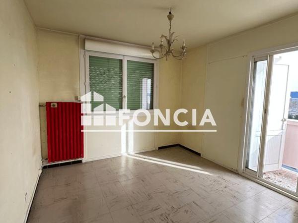 Location Appartement 3 pièces 68 m² - AVE DU PORT DE PLAISANCE Toulon 83000