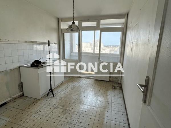 Location Appartement 3 pièces 68 m² - AVE DU PORT DE PLAISANCE Toulon 83000