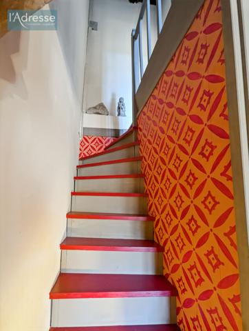 Maison de caractère du XVe siècle avec vue sur le Lot et le coeur historique de Puy L'Evêque