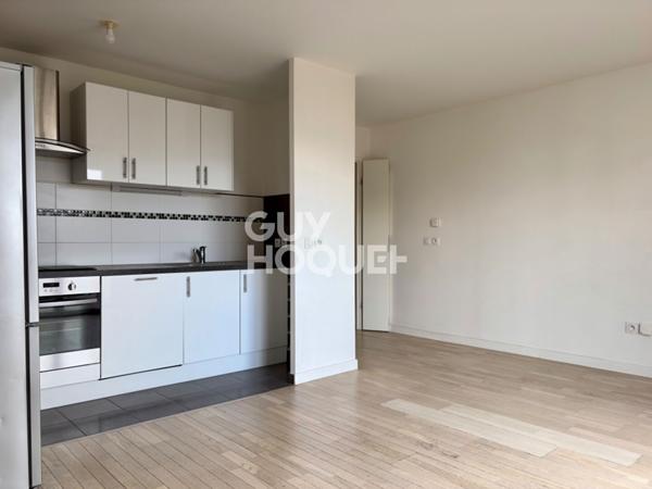 APPARTEMENT 2 PIÈCES (44m²) À RIS-ORANGIS