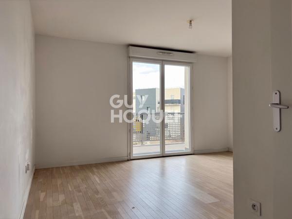 APPARTEMENT 2 PIÈCES (44m²) À RIS-ORANGIS