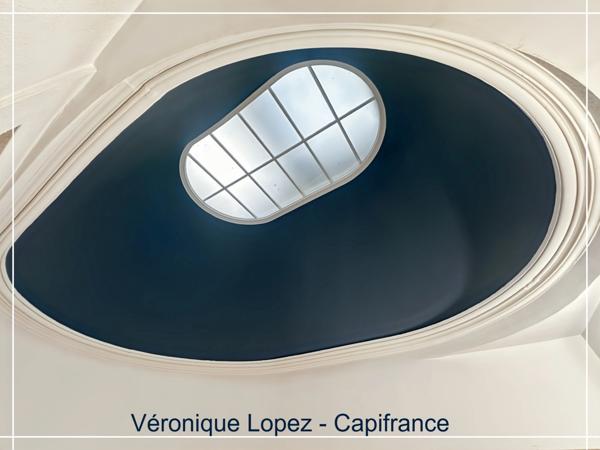 Agen, cœur de ville, superbe maison en pierre de 266 m² entièrement rénovée, jardin, piscine, atelier, garage 5 voitures