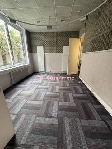 Bureau à vendre 5 pièces de 140 m²