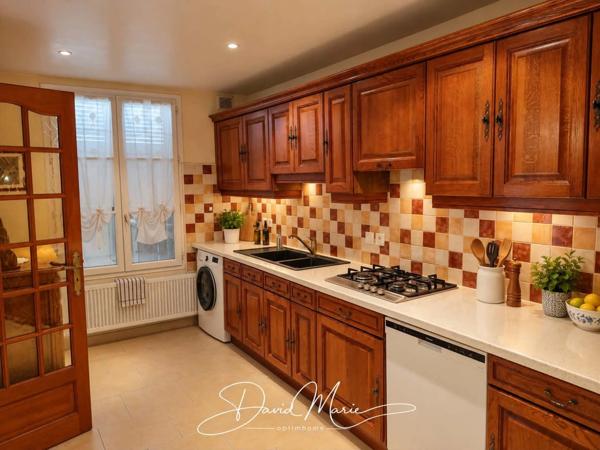 Maison à vendre 11 pièces LISIEUX (14)