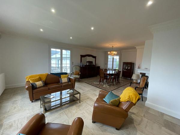 Maison familiale 7 pièces à vendre à Doué-en-Anjou