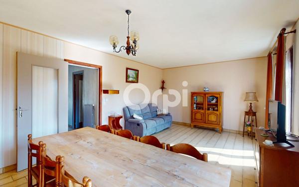 Maison à vendre    4 pièces •  Écuelles