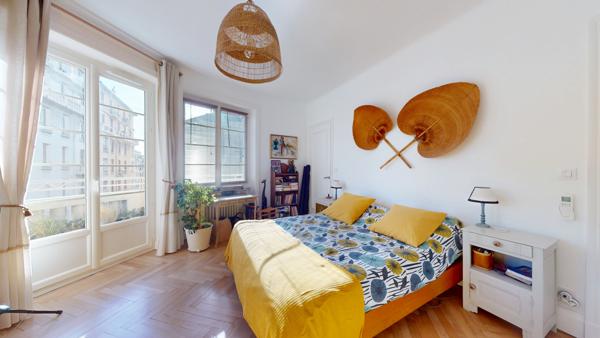 Appartement 4 pièces - 120 m² Bien prestige