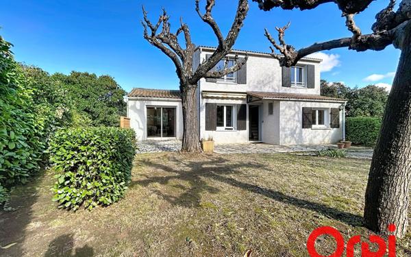 Maison à vendre    5 pièces • 124,09 m2 Castries