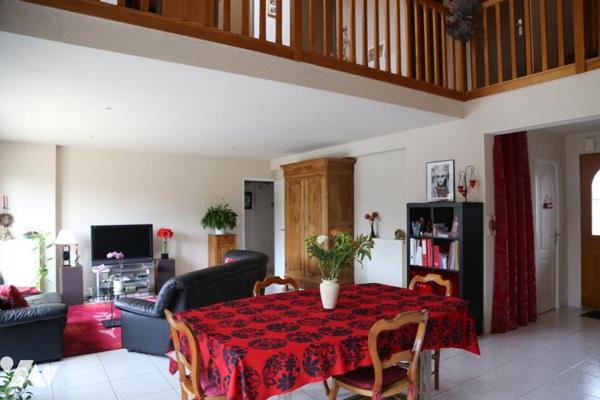 LA SEGUINIERE MAISON 4 CHAMBRES