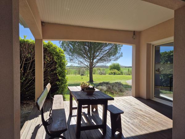 Maison contemporaine à 5 min de la N10