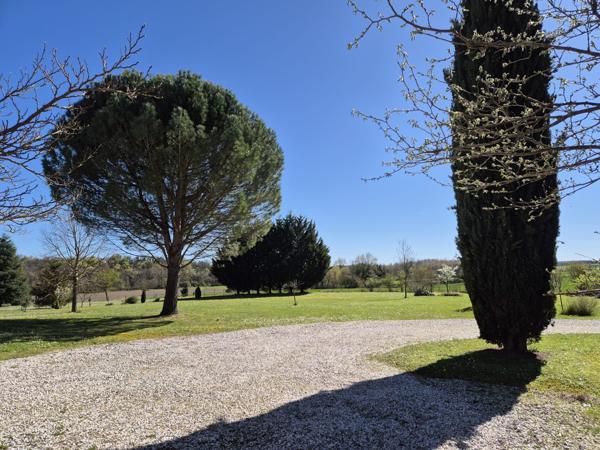 Maison contemporaine à 5 min de la N10