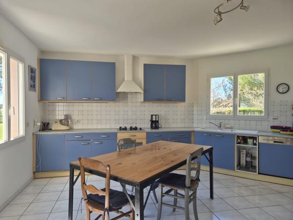 Maison contemporaine à 5 min de la N10