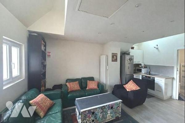 SECTEUR COURS JB LANGLET  - SURFACE HAB 25 m²