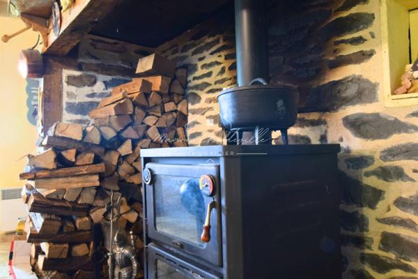 Maison de 200m² – 7 pièces - CHALVIGNAC (15)