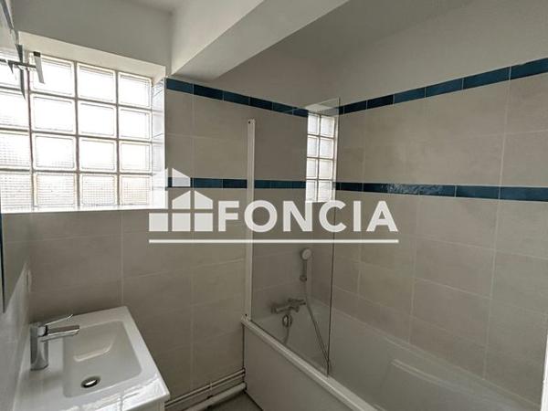 Location Appartement 3 pièces 68.56 m² - 28-30 RUE DU GENERAL MOULIN Caen 14000