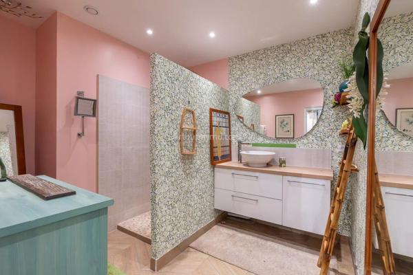 Vente                                                      Maison
                        
                     5 pièces                      120 m2                     à Pomponne