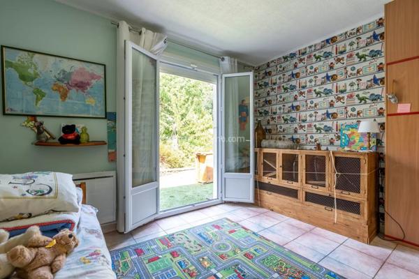 Vente                                                      Maison
                        
                     5 pièces                      120 m2                     à Pomponne