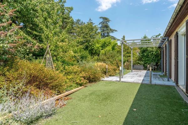 Vente                                                      Maison
                        
                     5 pièces                      120 m2                     à Pomponne
