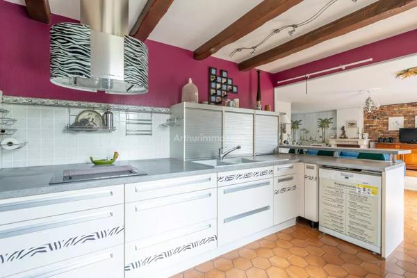 Vente                                                      Maison
                        
                     5 pièces                      120 m2                     à Pomponne