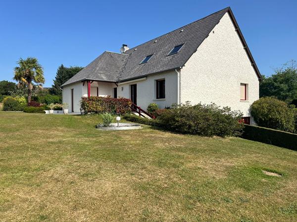 A vendre, maison + terrain constructible à Saint-Lô 3 chambres avec vie de plain-pied, sous-sol et combles aménageables
