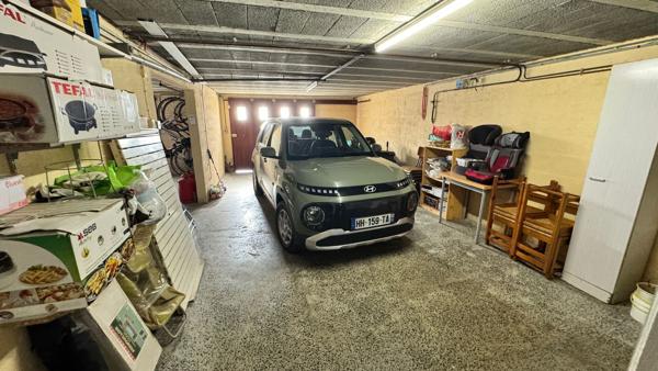 A vendre, maison + terrain constructible à Saint-Lô 3 chambres avec vie de plain-pied, sous-sol et combles aménageables