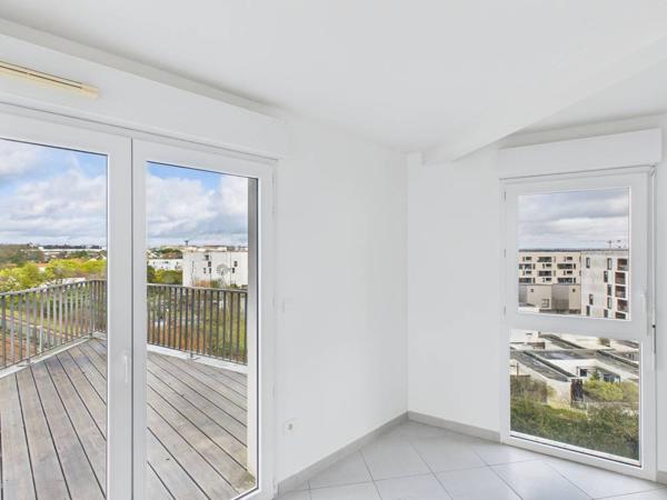Un dernier étage, trois chambres et 33 m² de terrasse