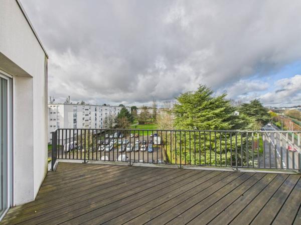 Un dernier étage, trois chambres et 33 m² de terrasse