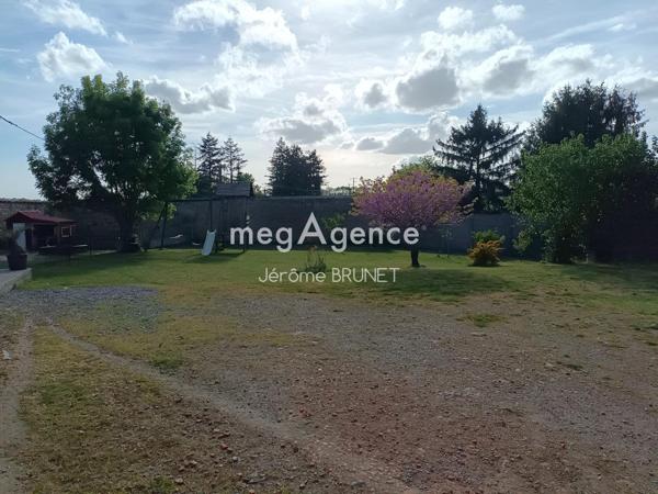 Maison à SAINTE-HERMINE, 85210 - 6 pièces 143m²