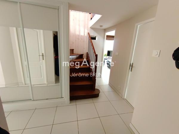 Maison à SAINTE-HERMINE, 85210 - 6 pièces 143m²