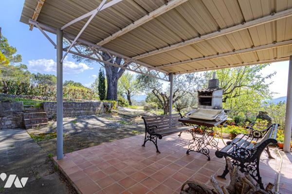 Propriété d'exception à Puget-Ville 